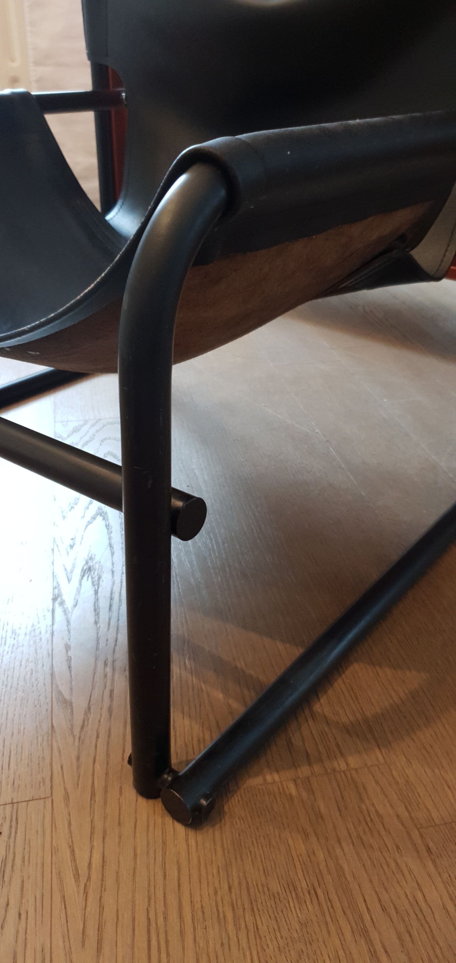 Sling T1 armchair by Rodney Kinsman, OMK 1965