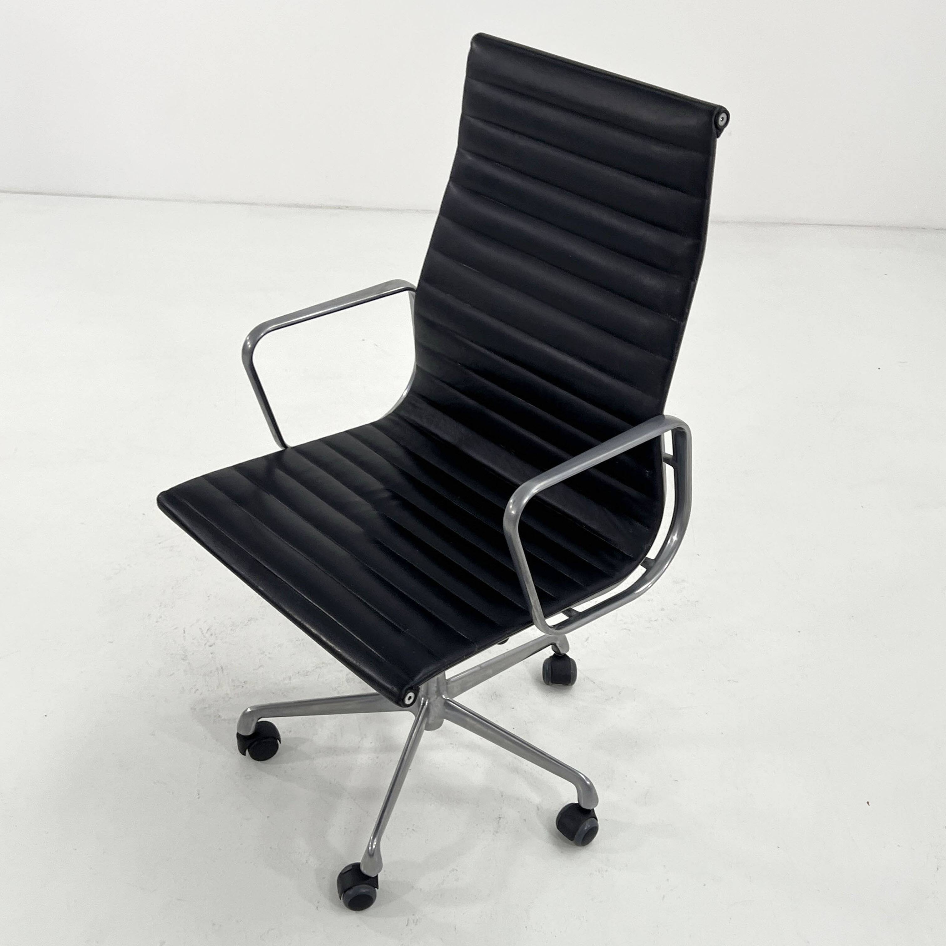 Fauteuil de bureau EA119 par C.& R. Eames pour ICF, 1970