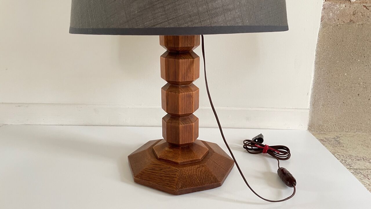 Art deco solid oak lamp