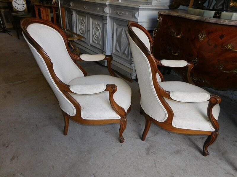 Pair of walnut armchairs mark from the 19th century
