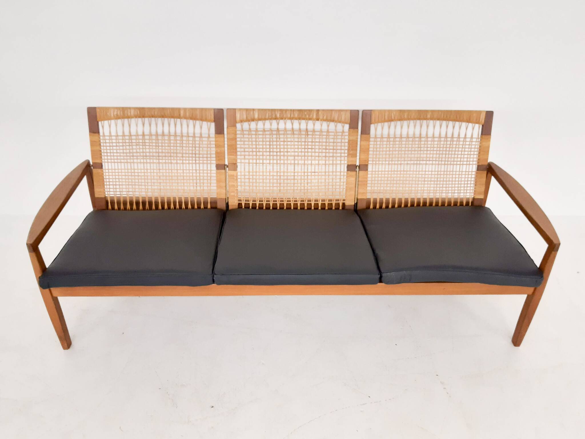 Hans Olsen for Brdr Juul Kristensen, rattan backed sofa, Denmark 1950s