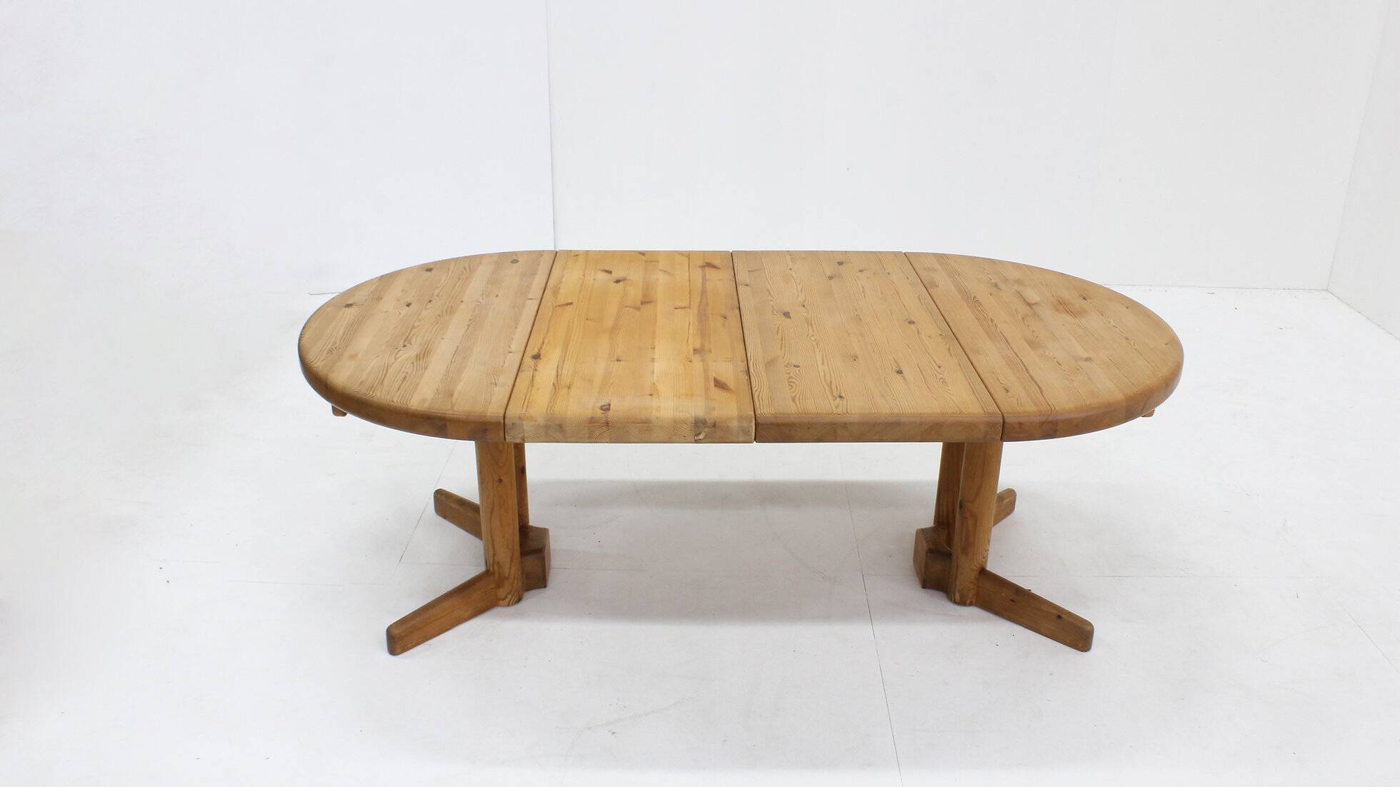 Set vintage dining table and dining chairs pine wood papercord