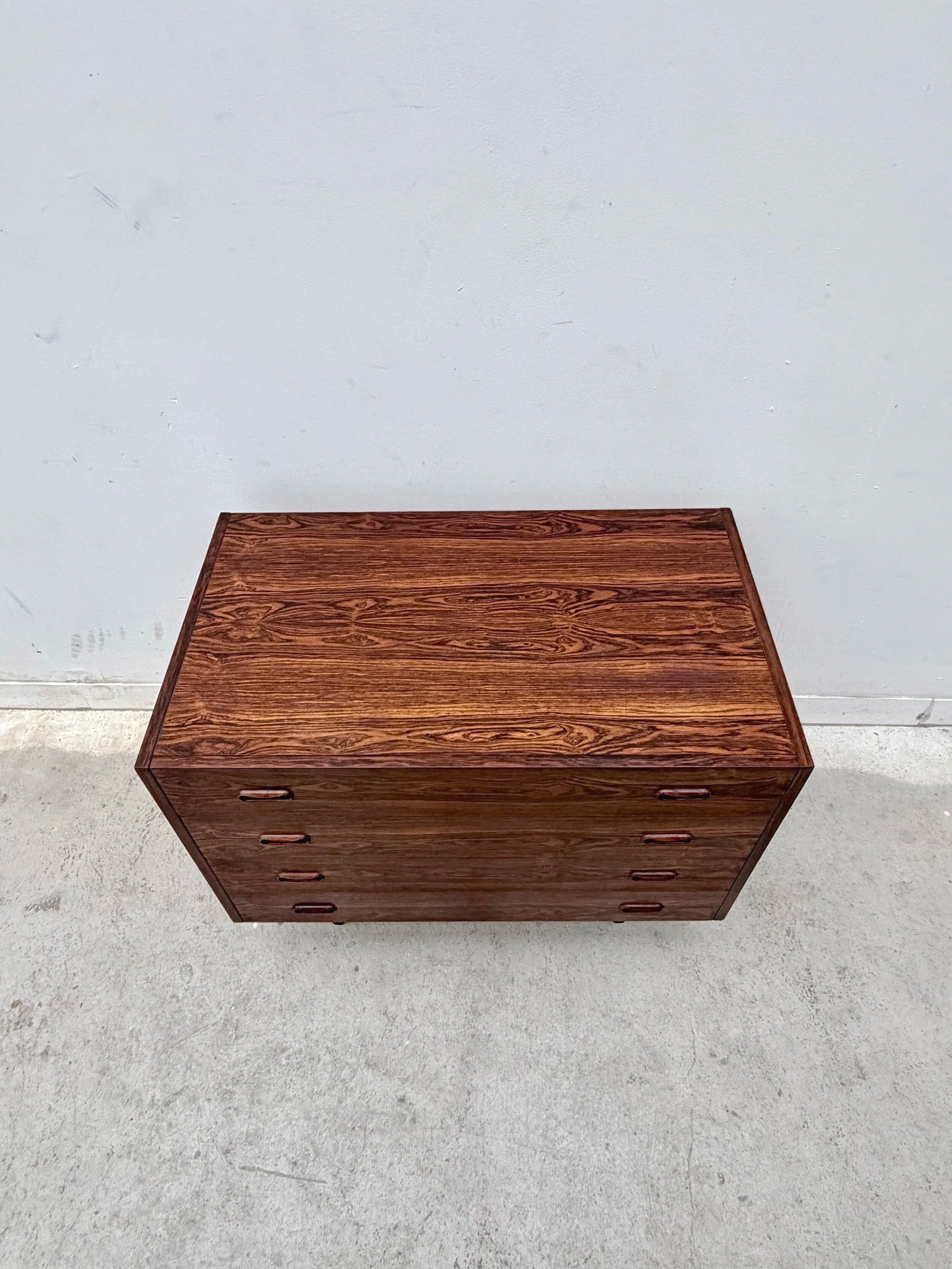 Commode scandinave en palissandre, 1960