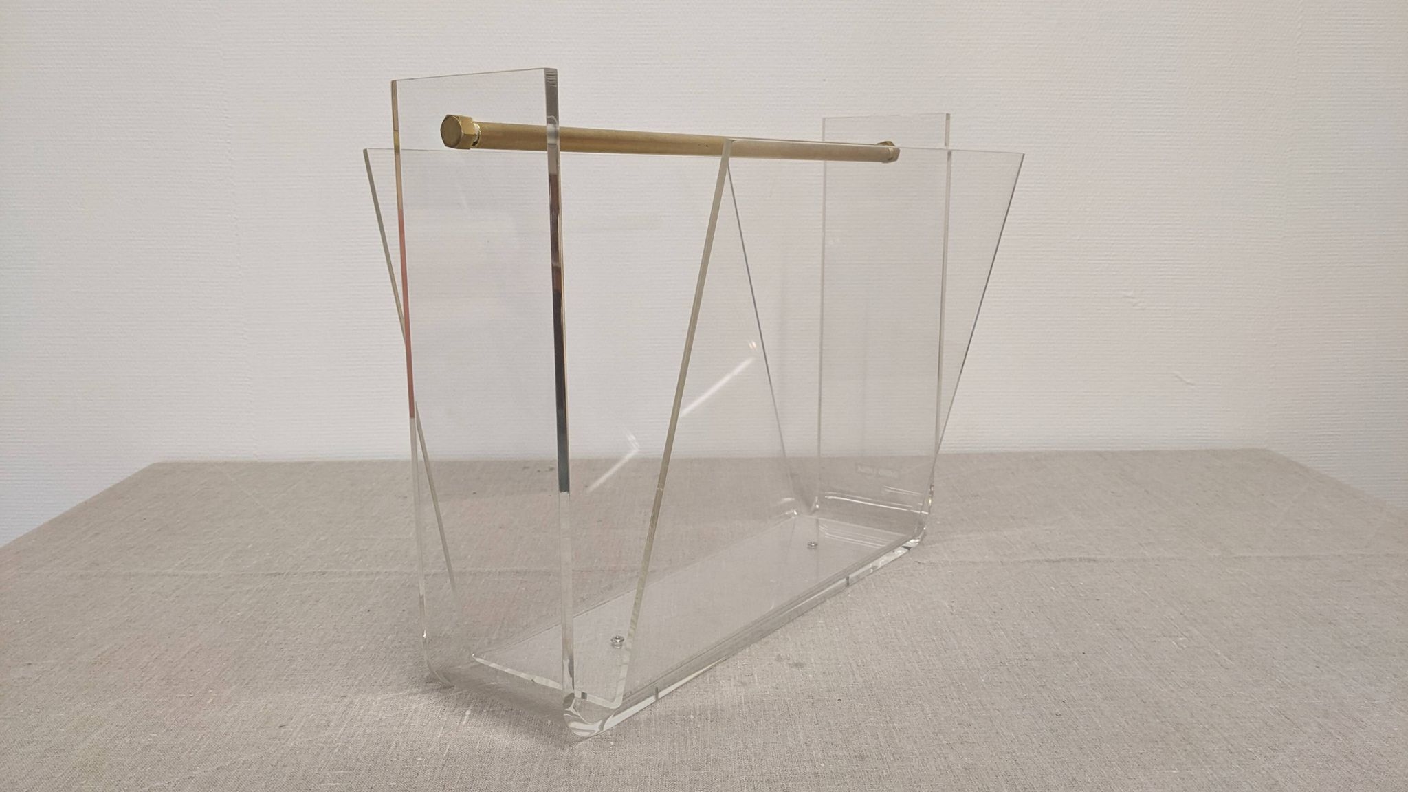 Acrylic magazine rack by David Lange, France circa 1970.