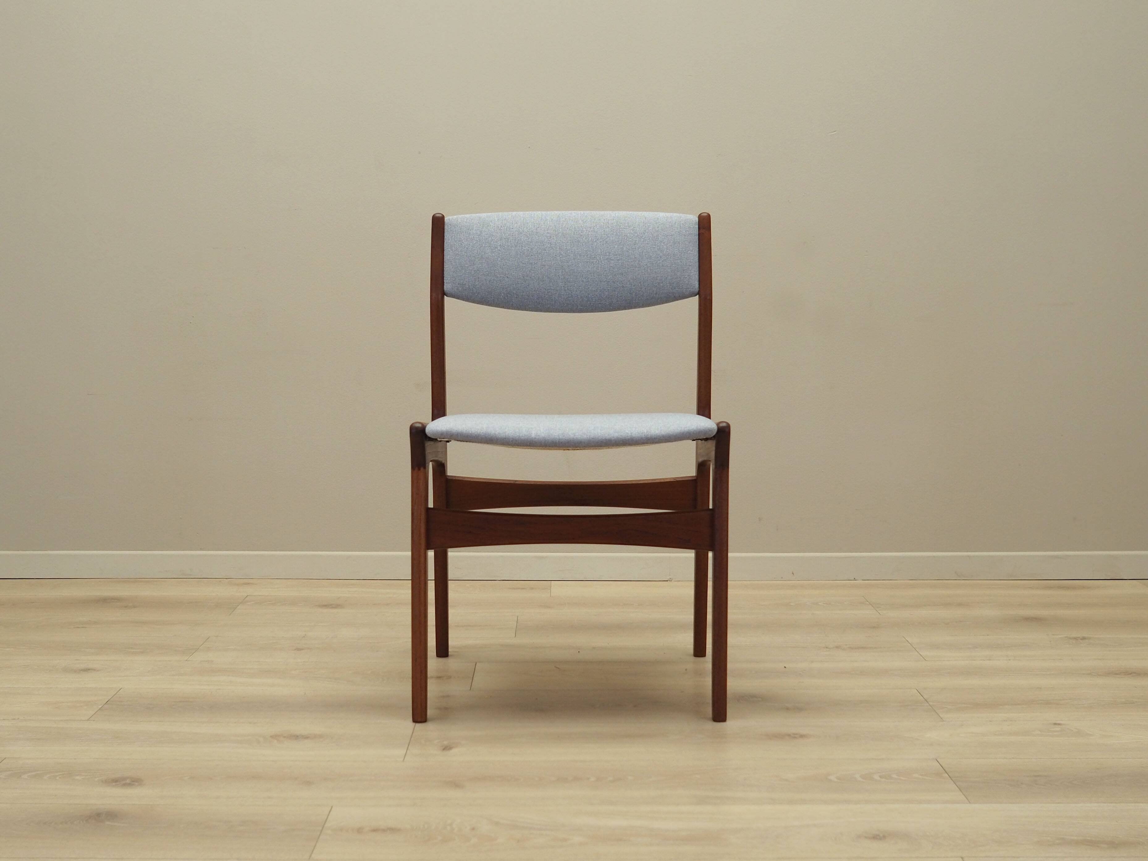Ensemble de six chaises en teck, design danois, années 1970, fabrication : Nova