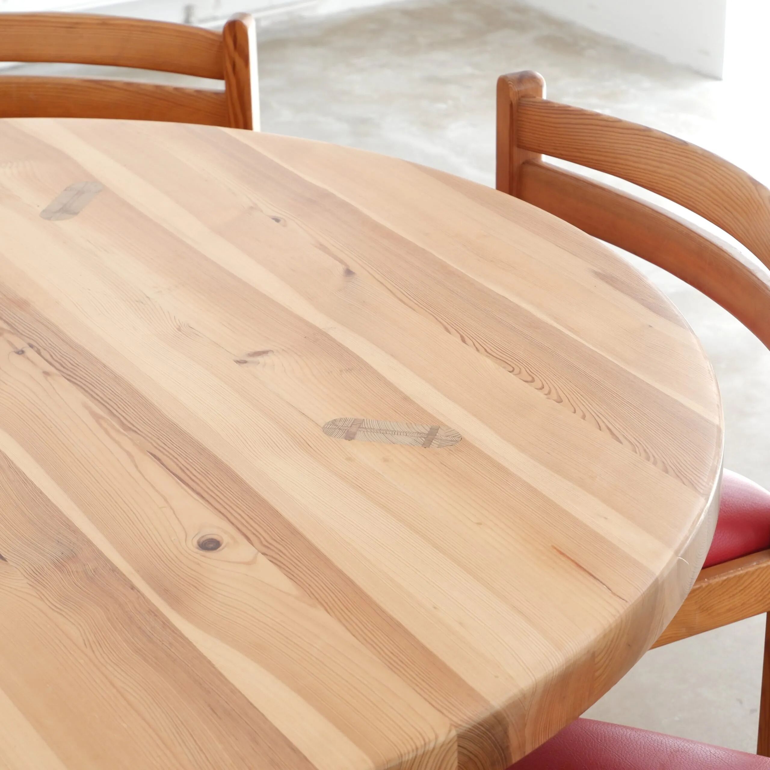 Large RW 152 pinewood dining table by Roland Wilhelmsson for Karl Andersson & Söner