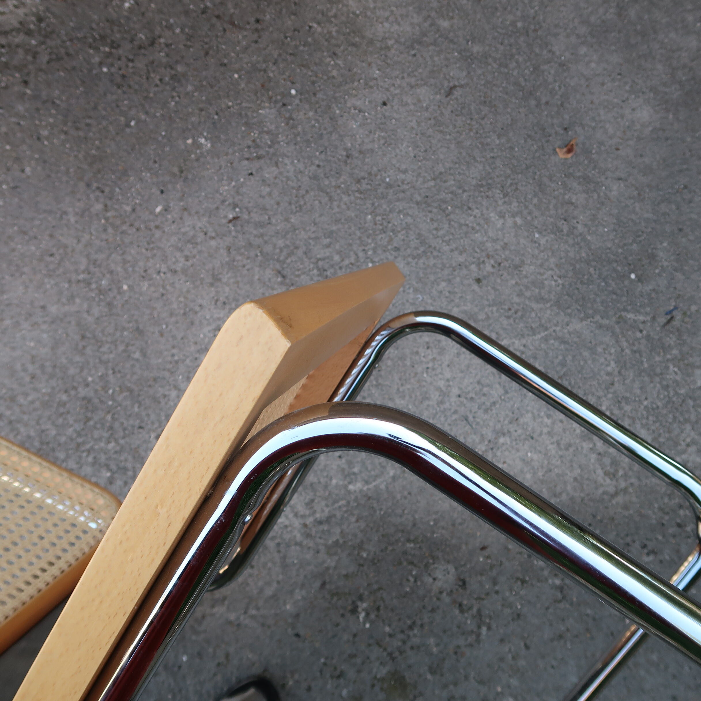 Chaise B32 de Marcel Breuer