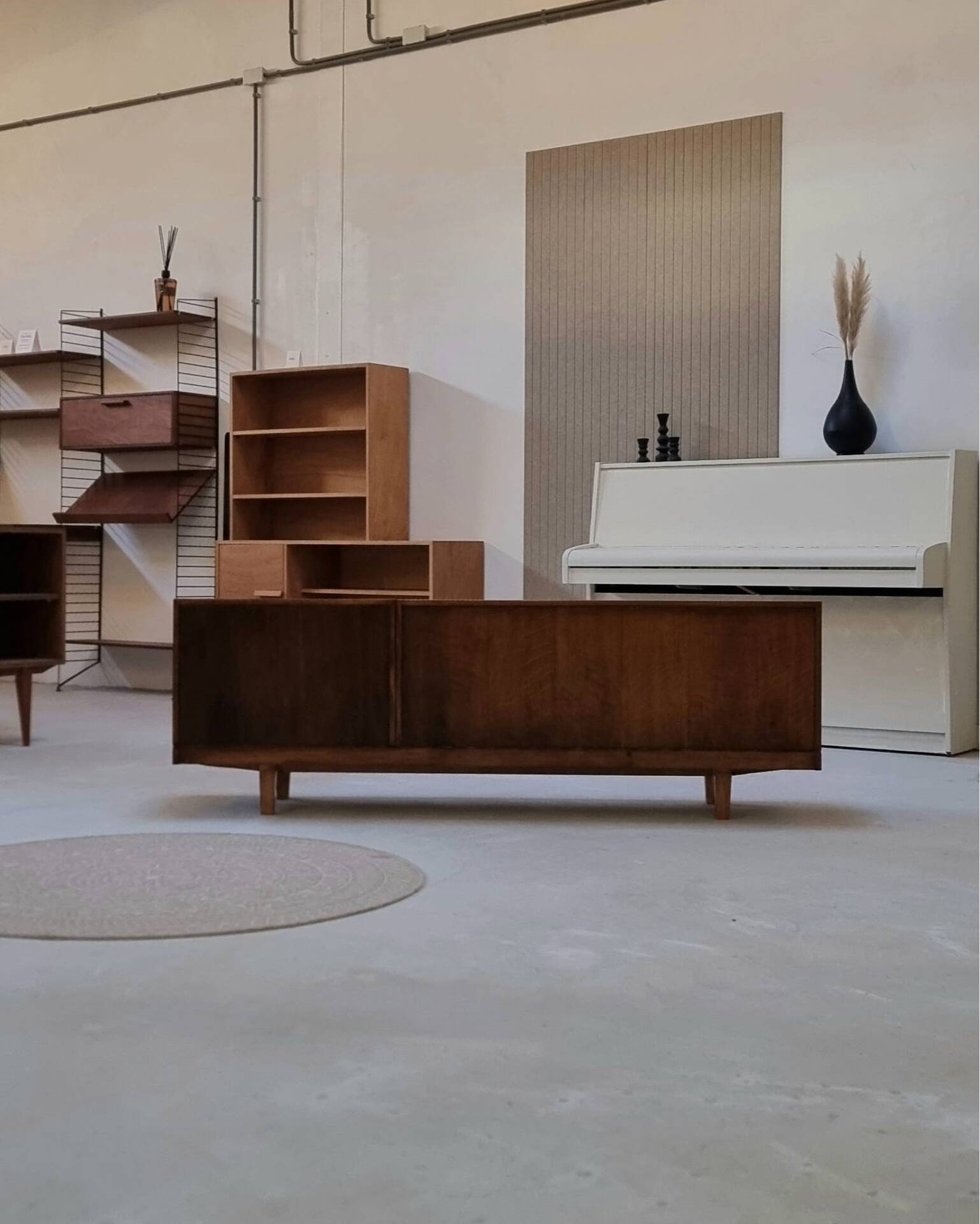 Mid-century lowboard