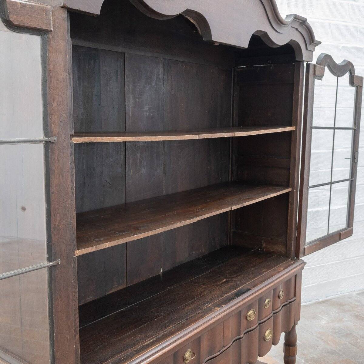 Cabinet en chêne néerlandais antique, 1800