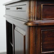20th century wooden desk / partner desk in English style with a beautiful appearance