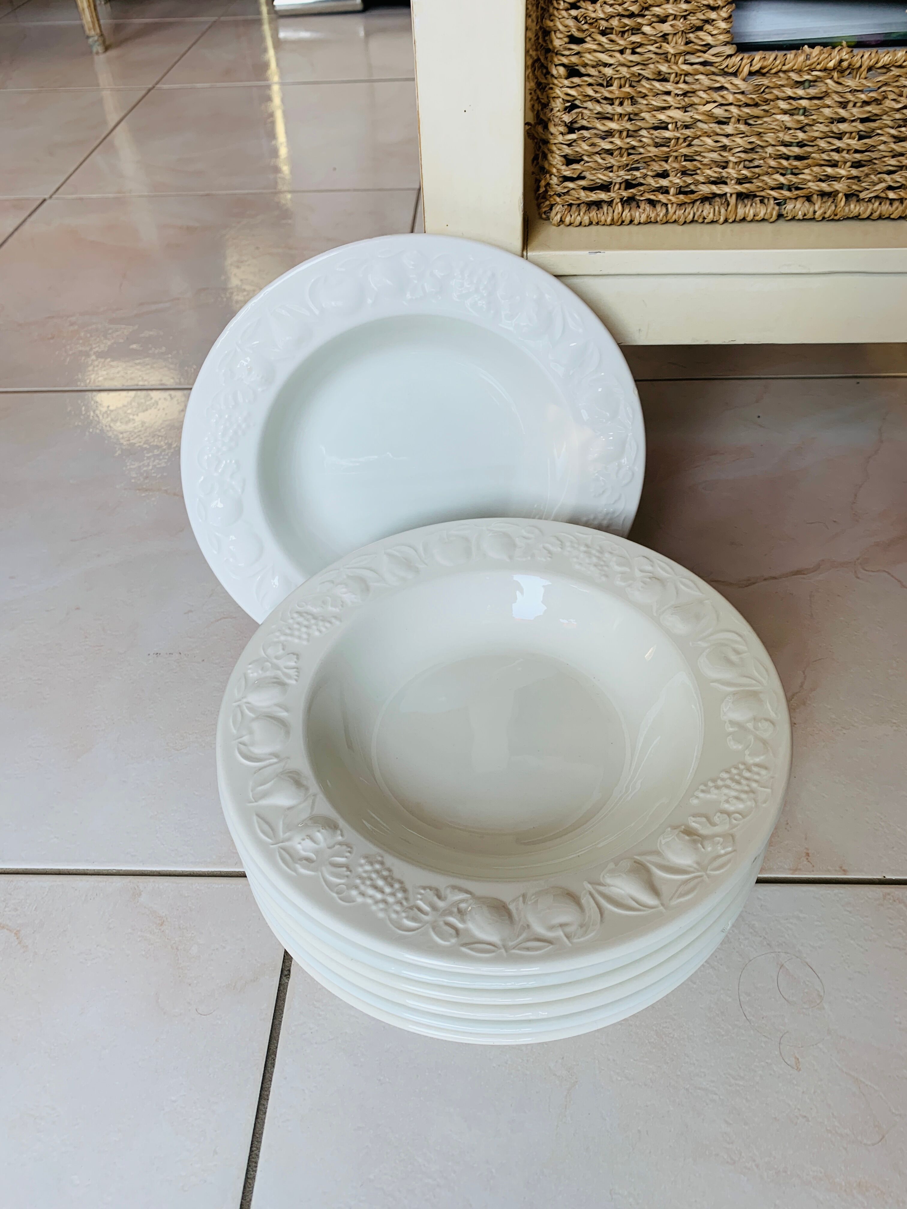 Italian ceramic plates model Fruits