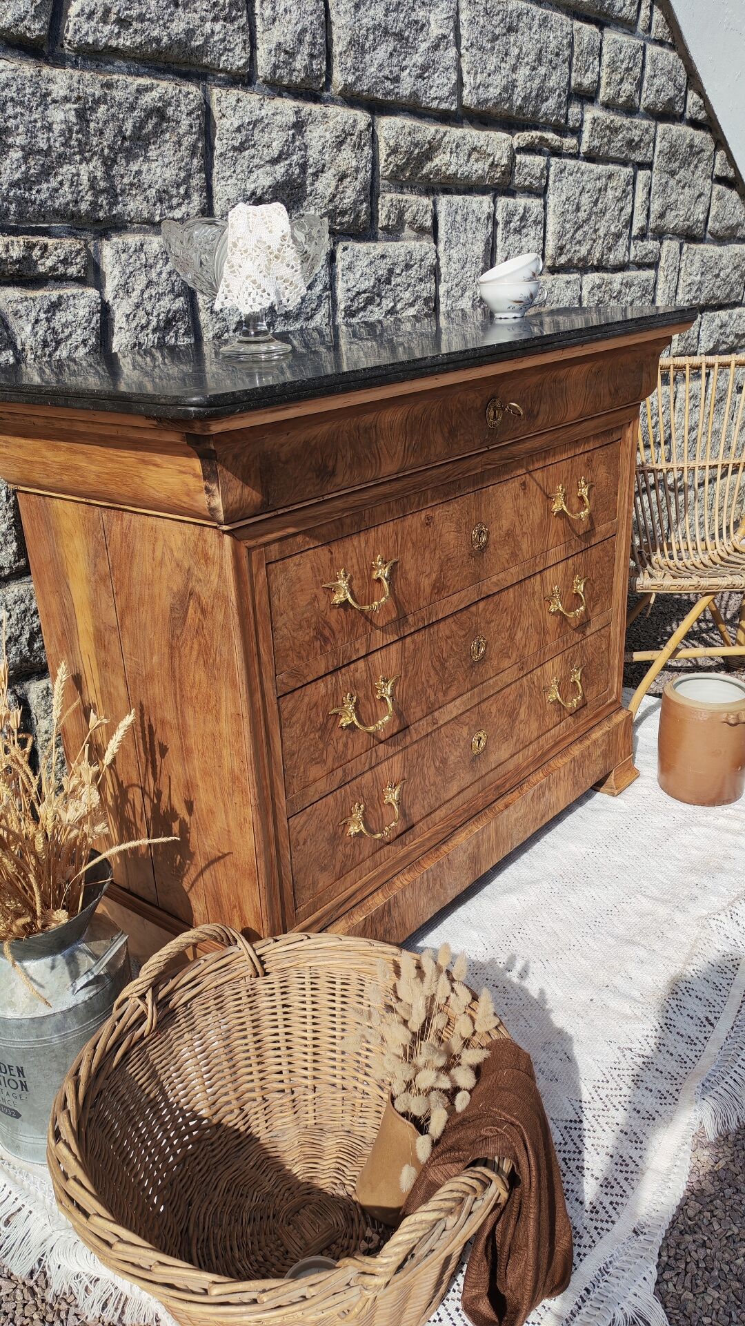 The Victorian Chest of Drawers