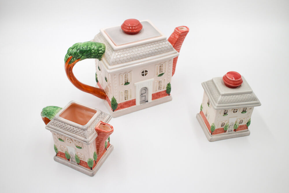 Fitz and Floyd teapot, sugar bowl and milk jar set