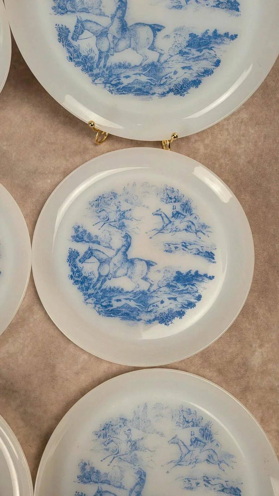 Lot de 6 assiettes Arcopal motif Chasse à courre