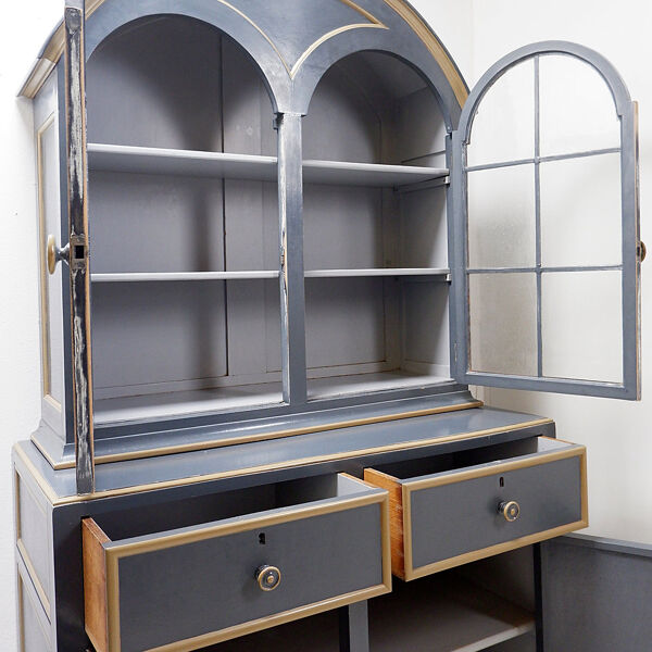Buffet vaisselier double corps bois laqué gris - une paire disponible  (B)