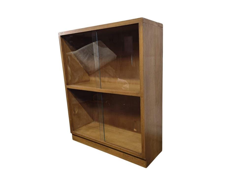 Vintage wooden mini shelf/display case/bookcase
