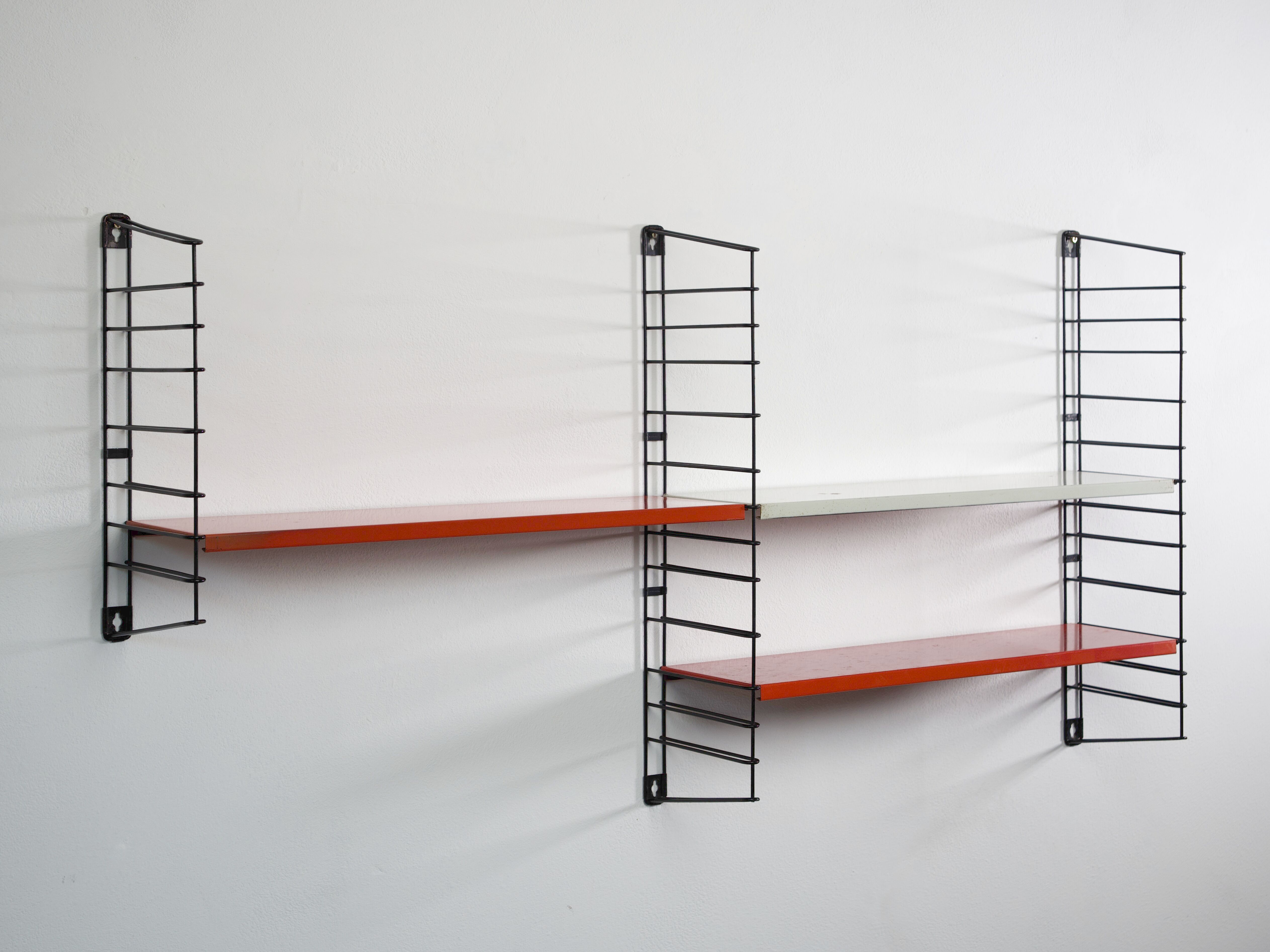 wall shelf tomado design holland 1960