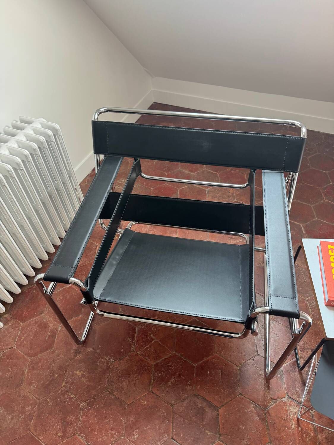 Wassily designer armchair - Marcel Breuer style - black cowhide leather