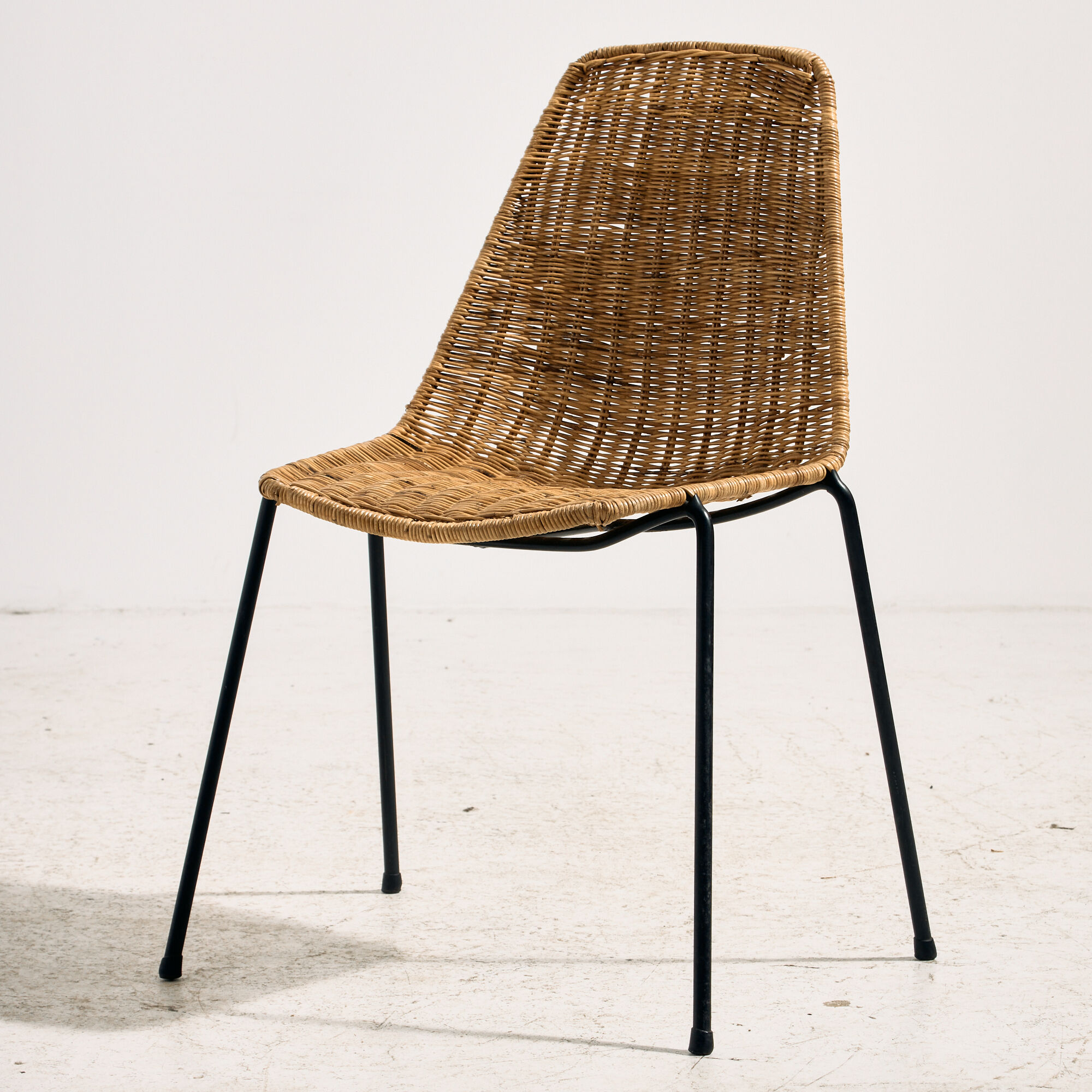 Chaise panier par Gian Franco Legler
