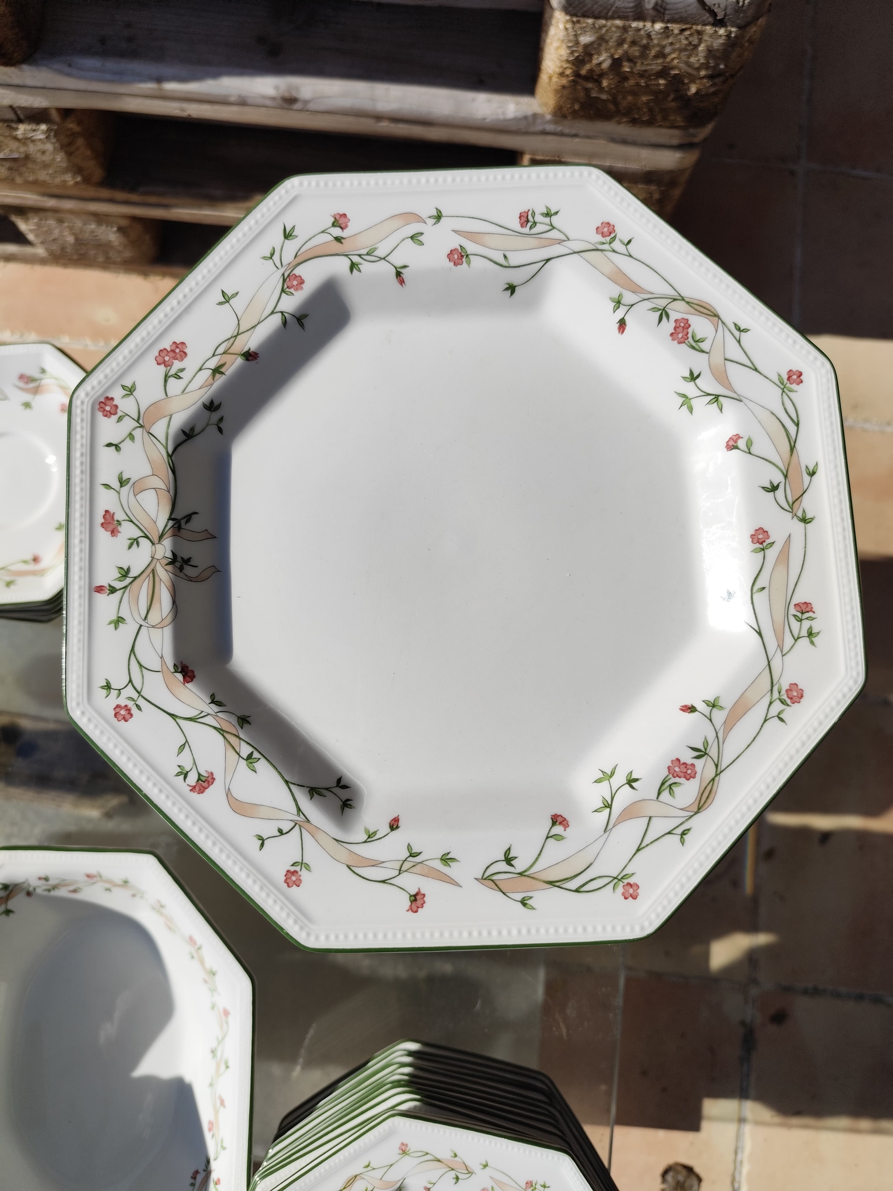 Lot assiette johnson brothers eternal beau