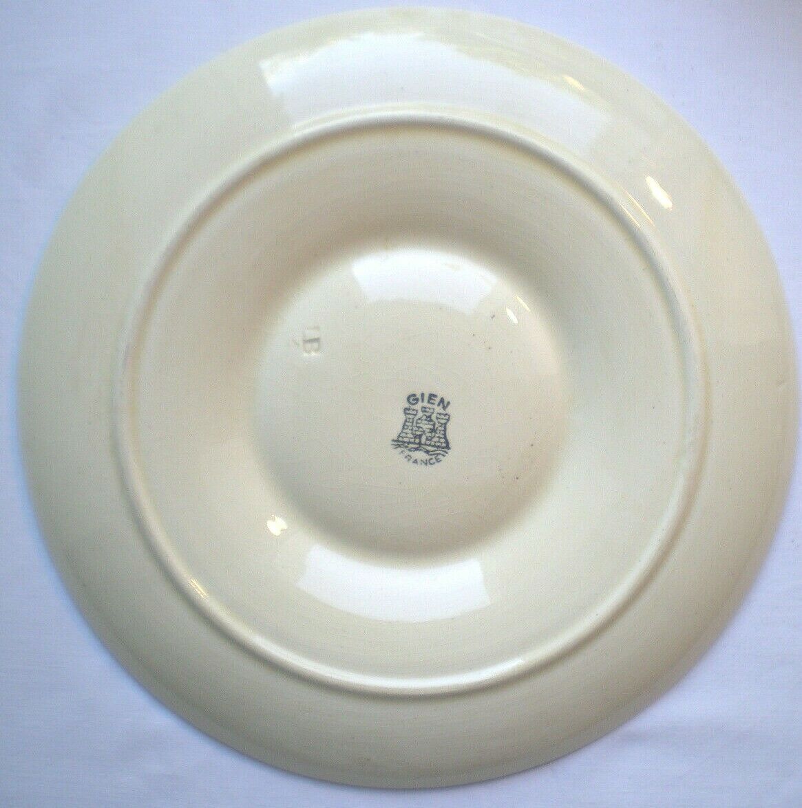 RARE Plate Green Artichoke in slurry, signed GIEN France