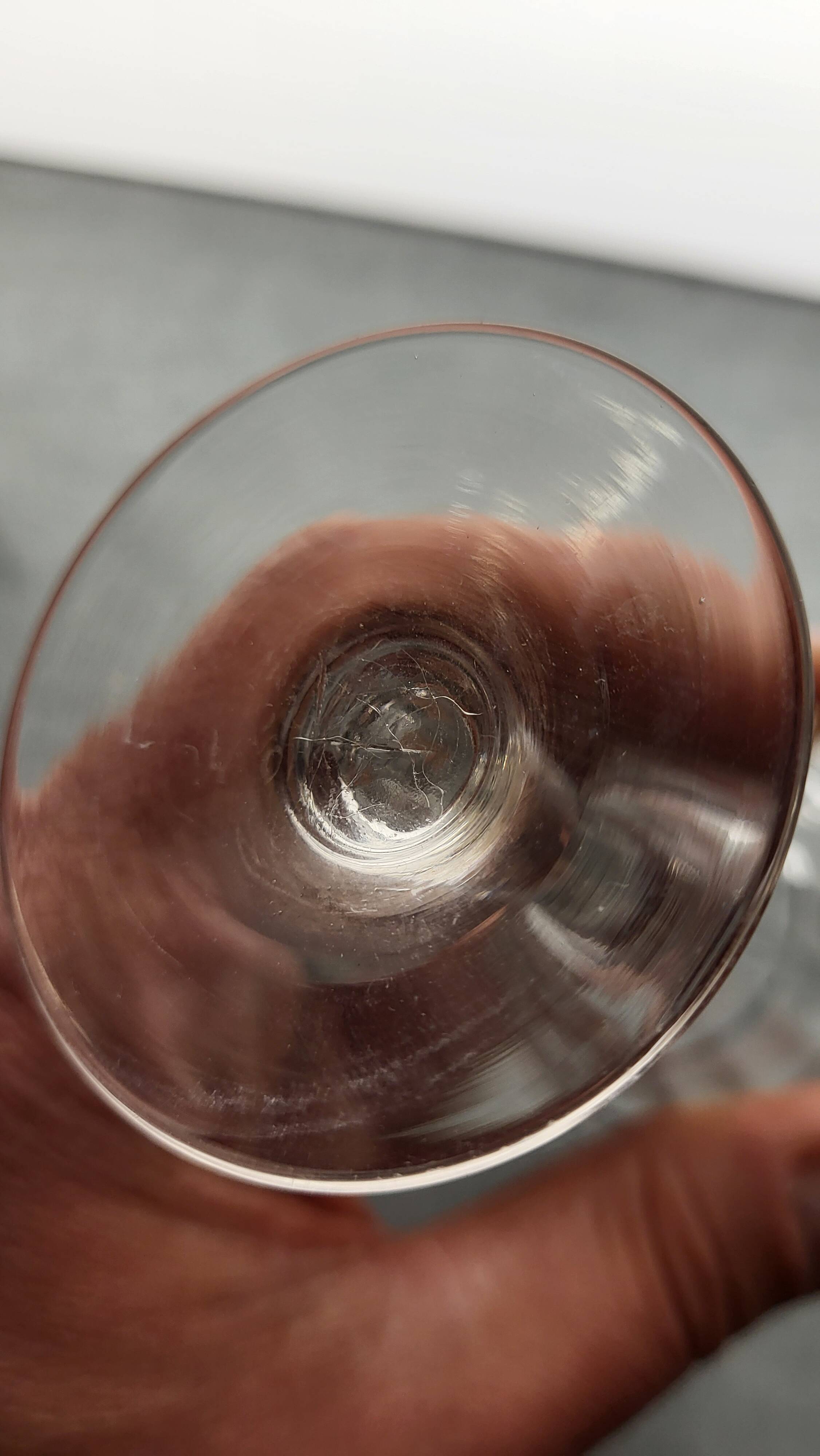 6 wine glasses 1950s