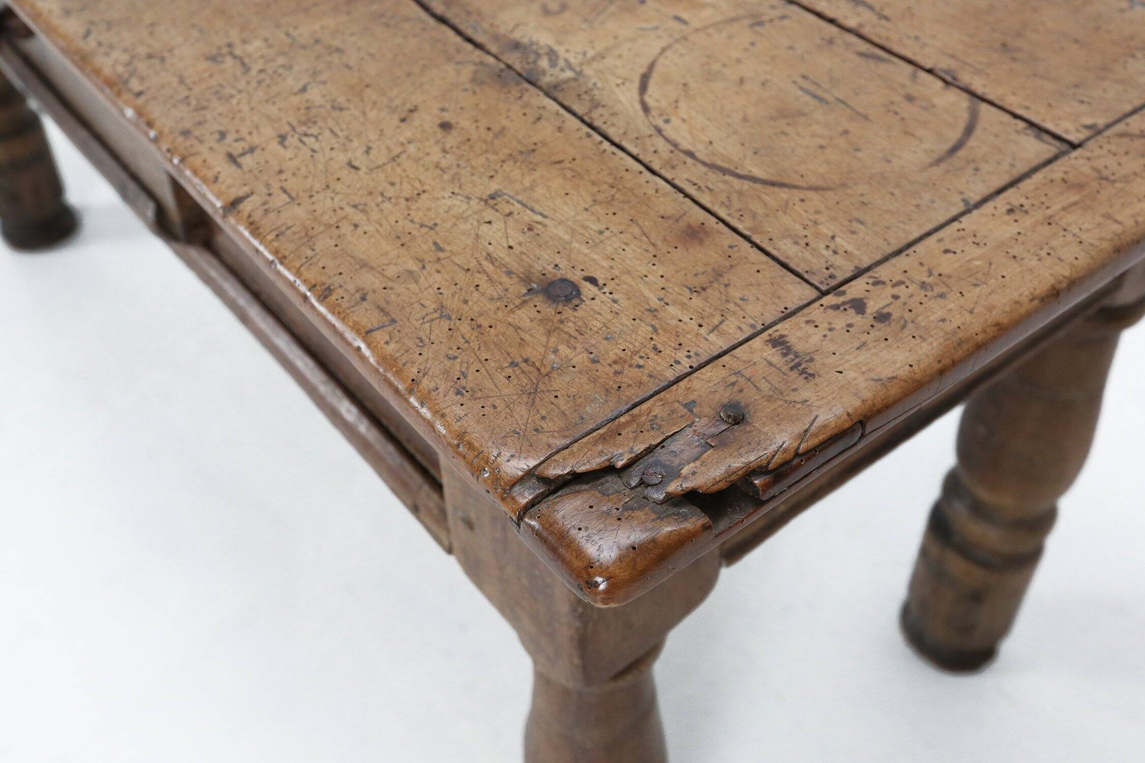 Belgian Antique oak console table with drawer, ca. 1740