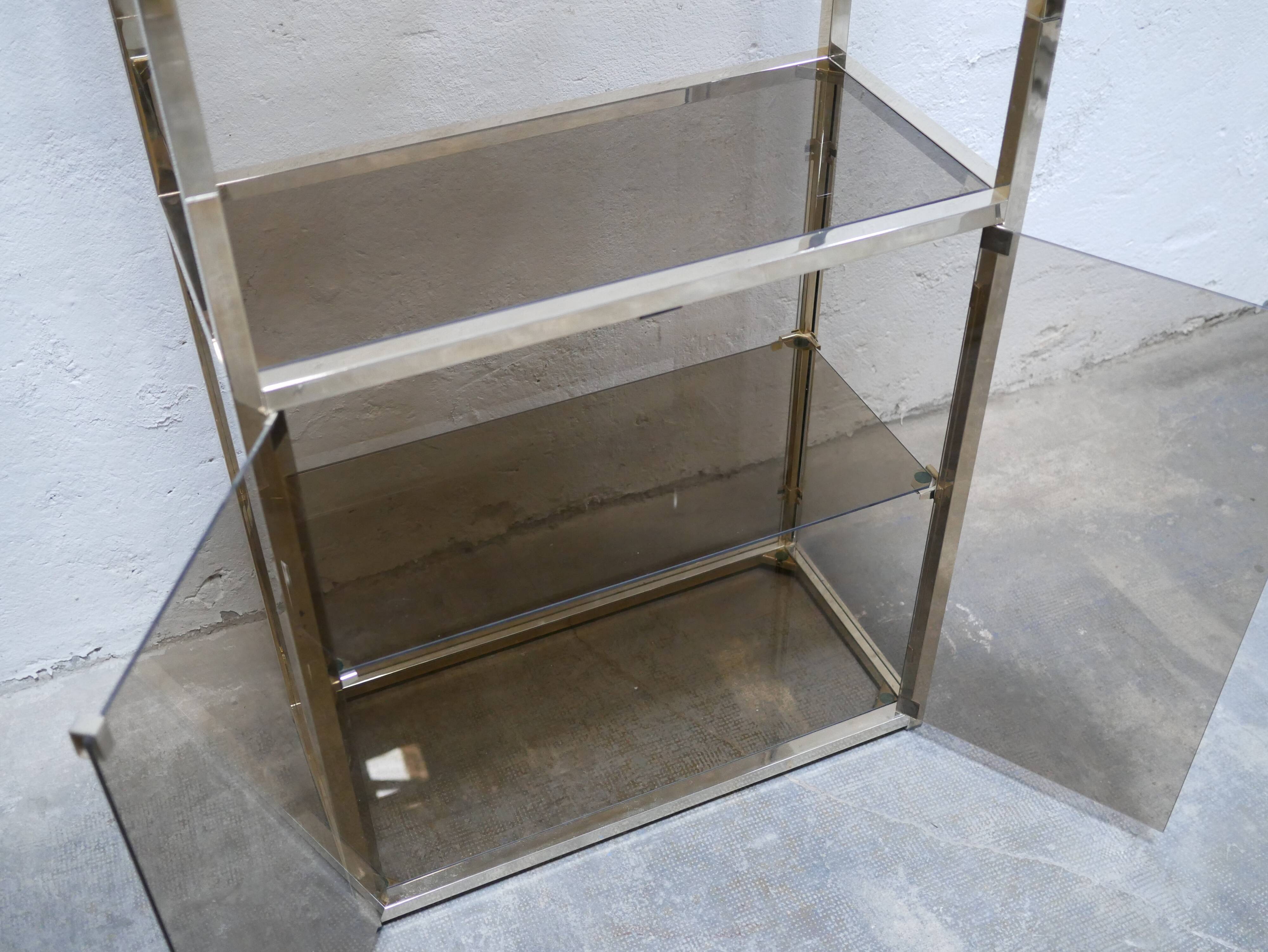 Bookcase vintage shelf in brass and smoked glass