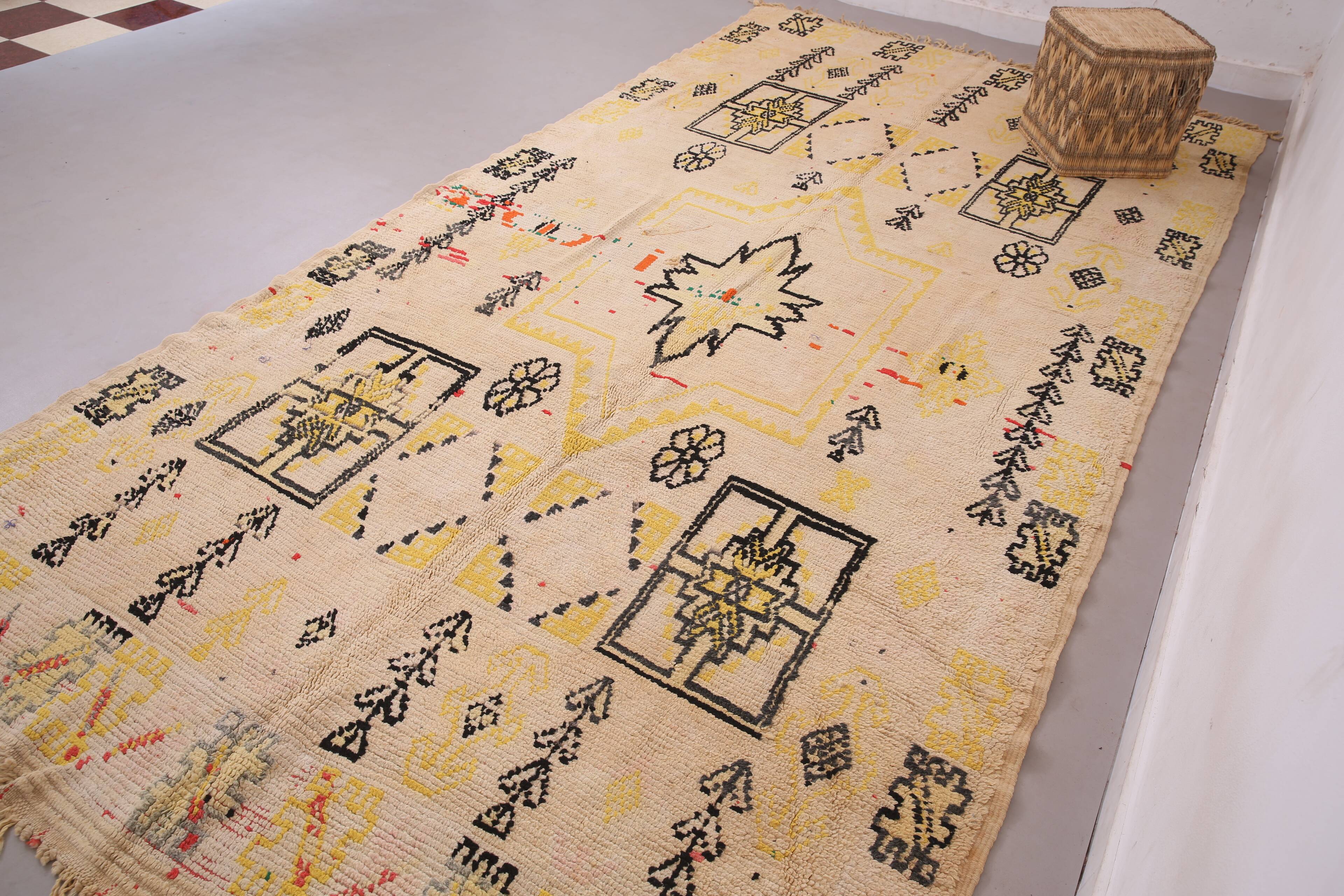 Beige Vintage Moroccan Rug 199 x 376 cm - Berber Wool Rug Handmade