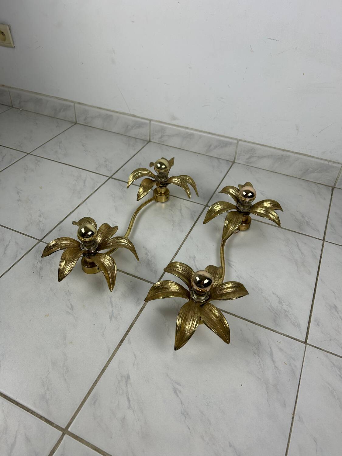 Vintage set of two messing flower wall lamps