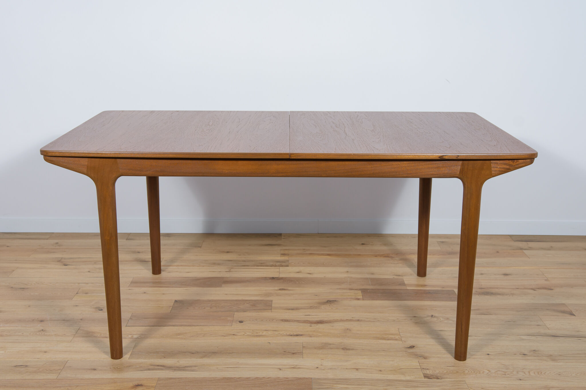 Teak extendable dining table from mcintosh, 1960s