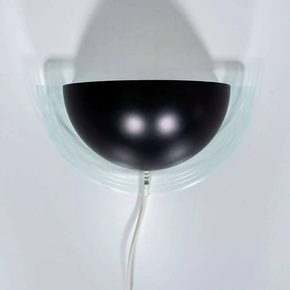 Vintage 70s/80s Memphis style wall light, Space Age lamp.