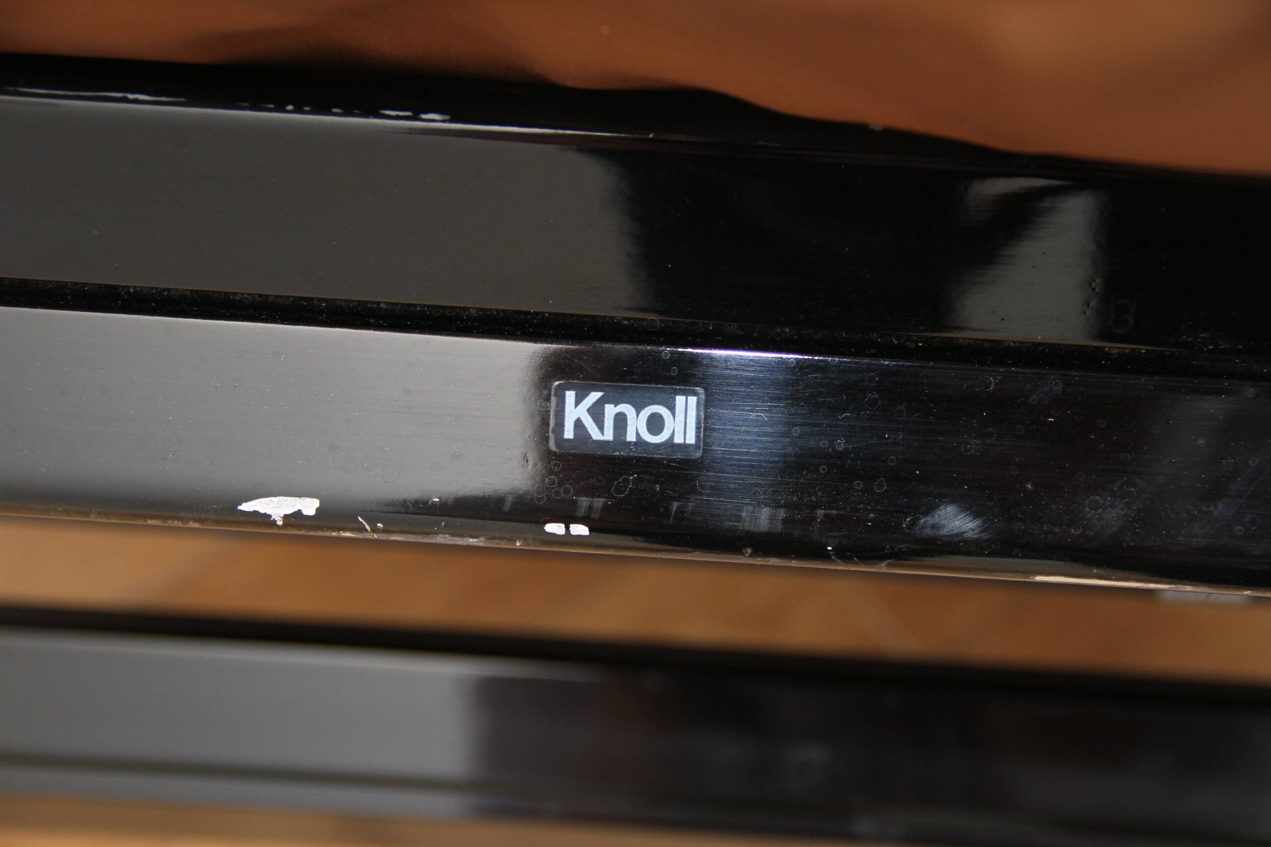 Orsay armchair, Gae Aulenti