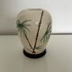 Vase signé décor bambous