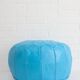 Pouf cuir bleu claire 35 cm x  55 cm