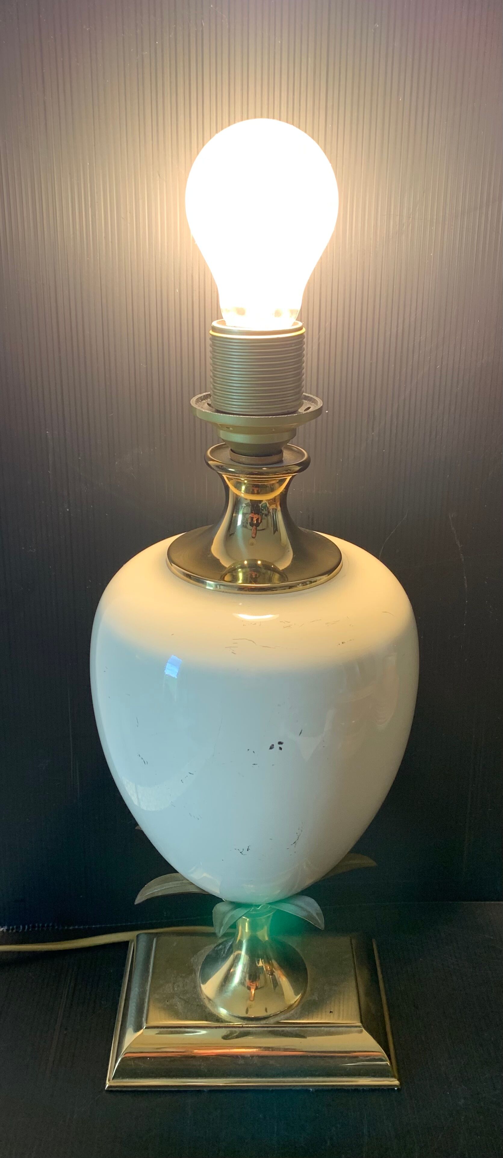 Lampe lle dauphin beige