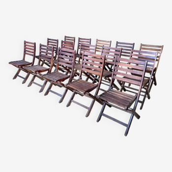 Set of 15 folding patio chairs in mahogany wood