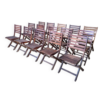 Set of 15 folding patio chairs in mahogany wood