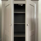 Kids wardrobe