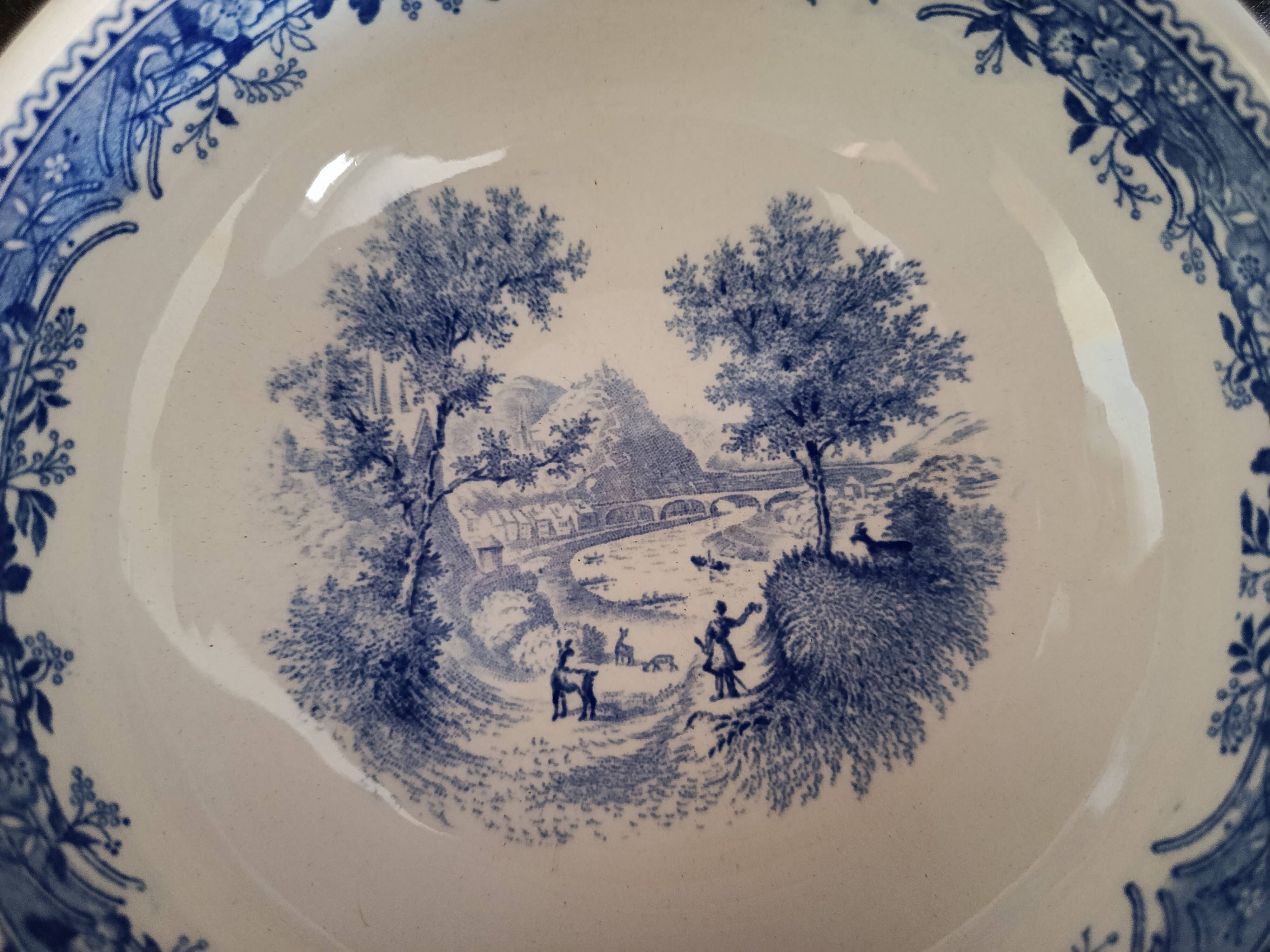 Set of 6 ceramic soup bowls by Villeroy & Boch, Burgenland model.
