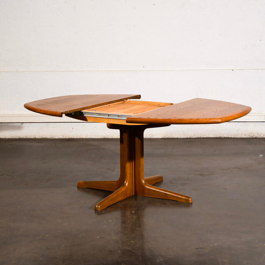 Octagonal dining table