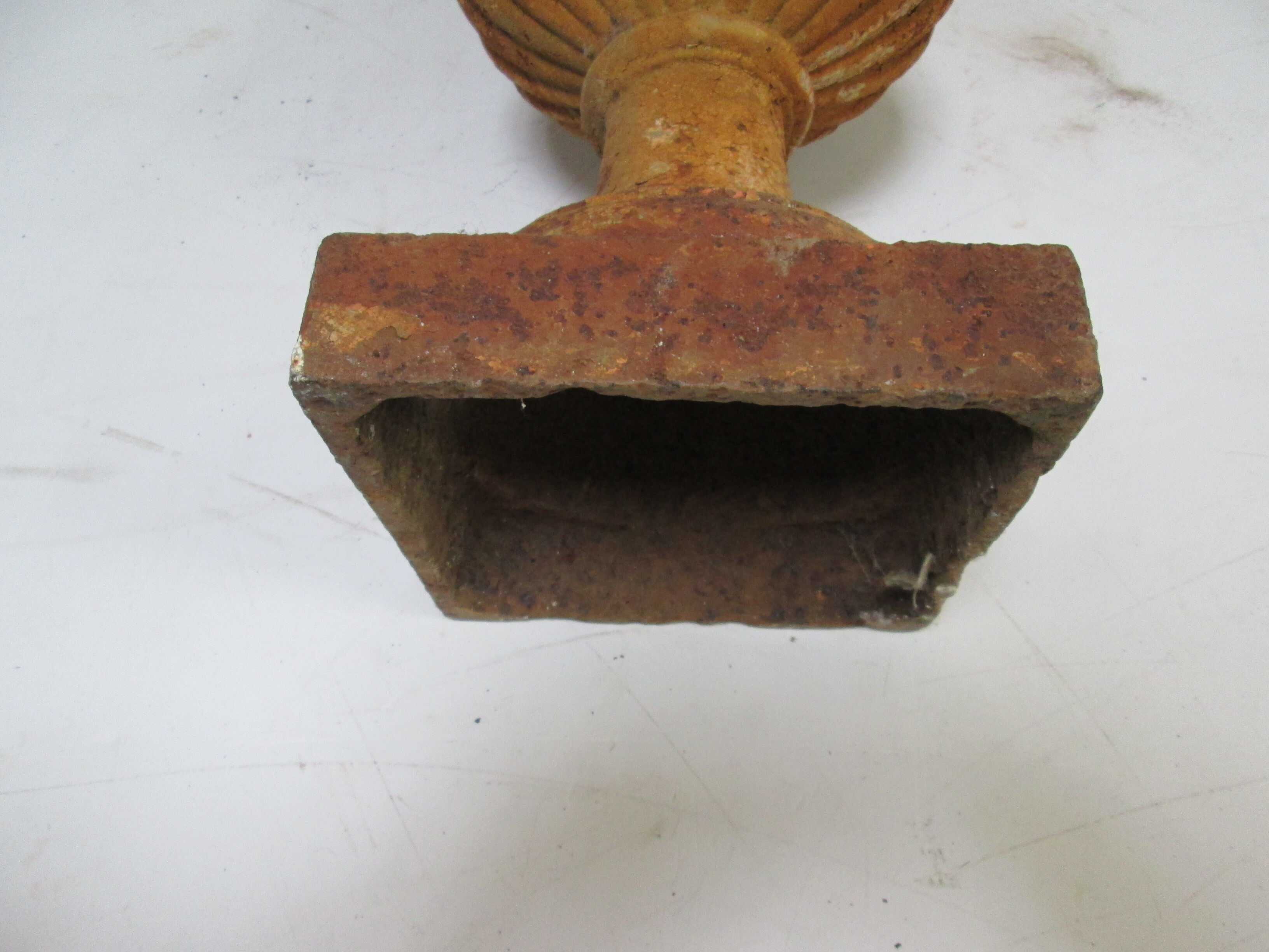 Cast iron of the nineteenth "Medici" vase