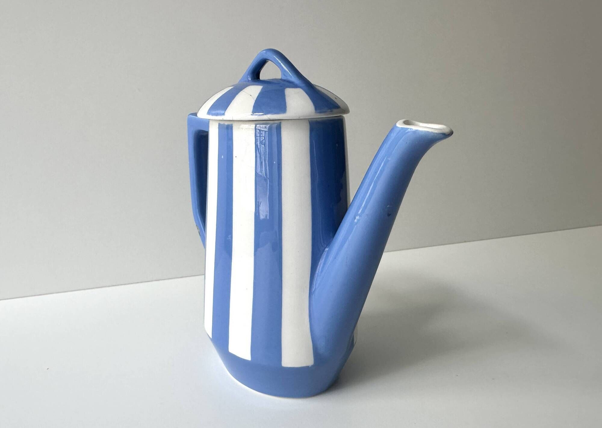 Small art deco coffee pot fox trott sarreguemines 1930s