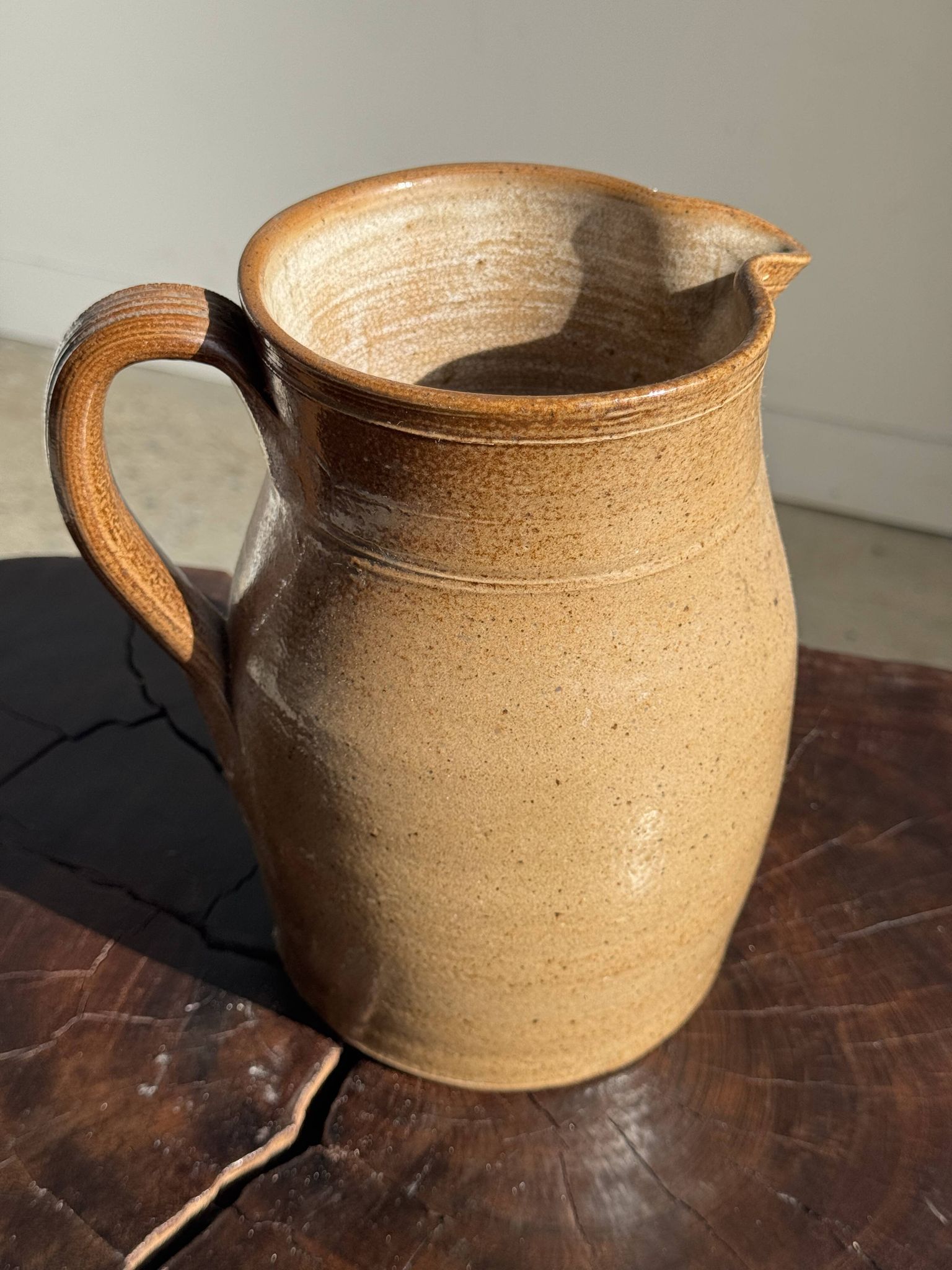 Large stoneware jug marked with pencil underneath H20 D11.