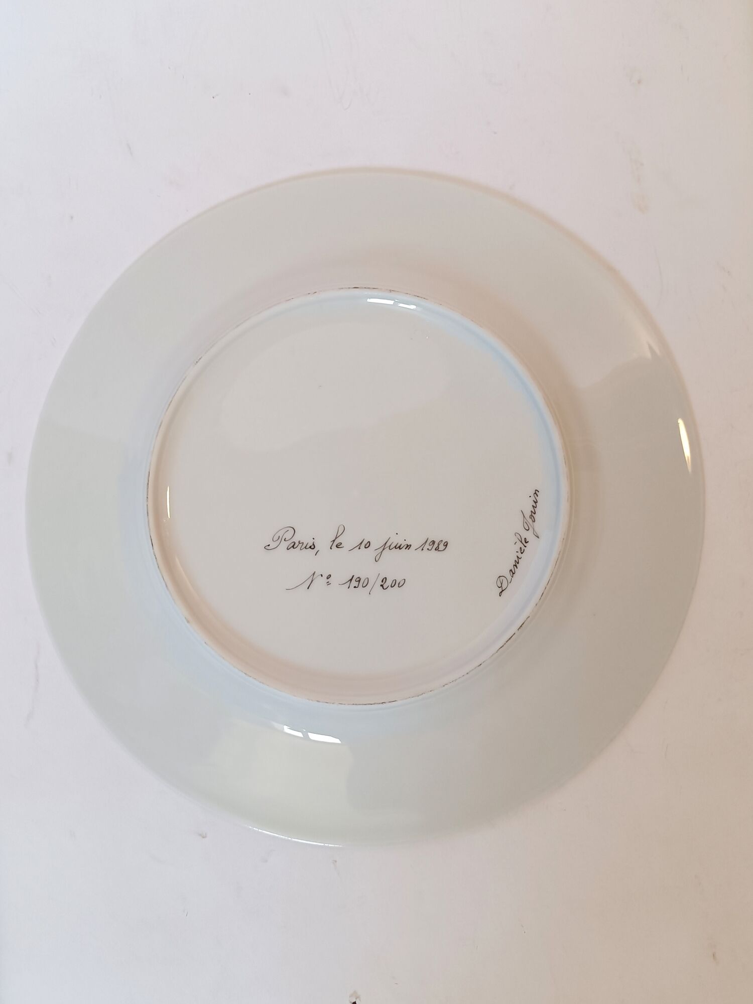 Bicentennial Masonic plate of the revolution dated and signed 1989.