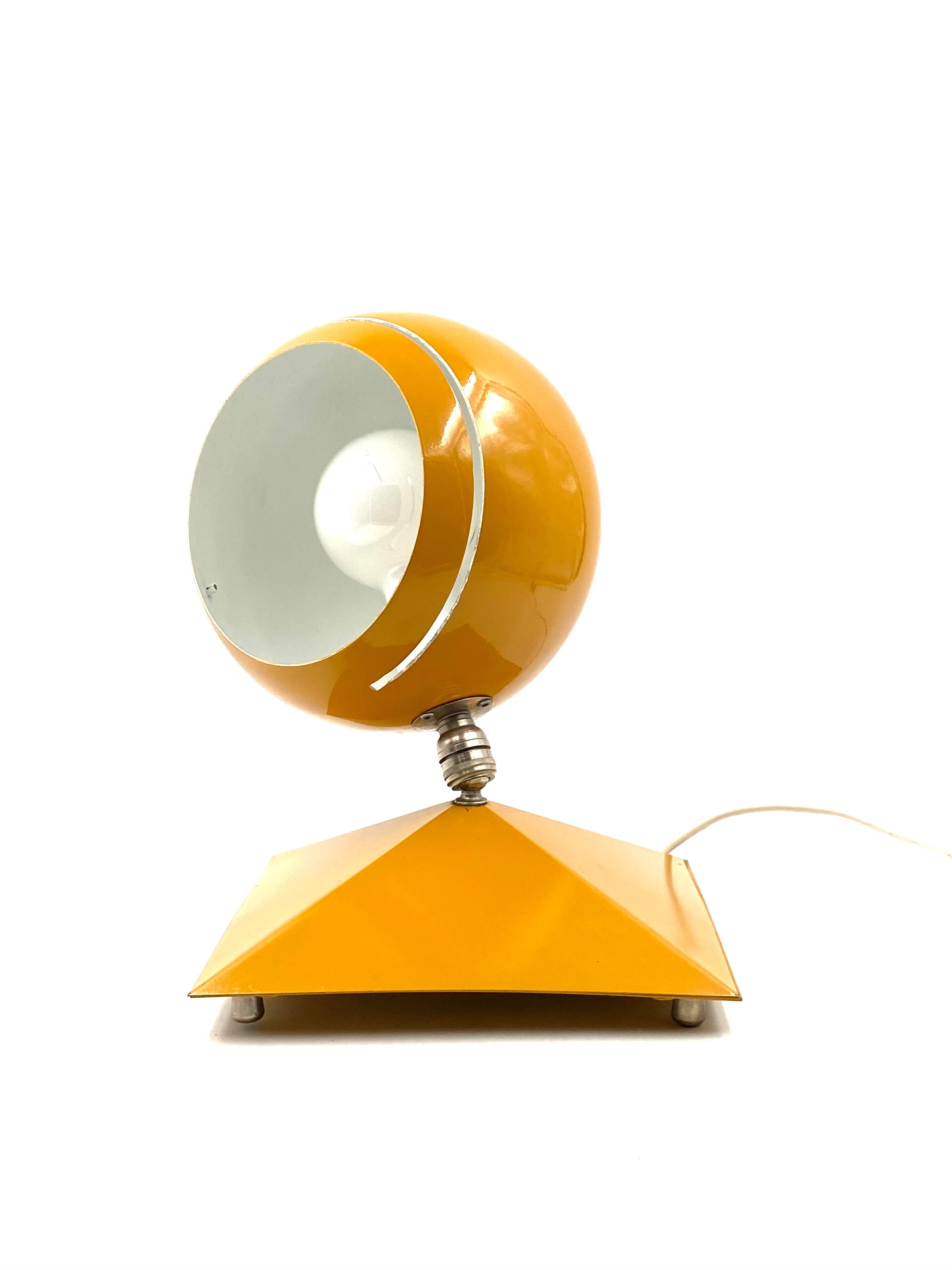 Space Age Eyeball Yellow Table lamp, Italy, 1970s