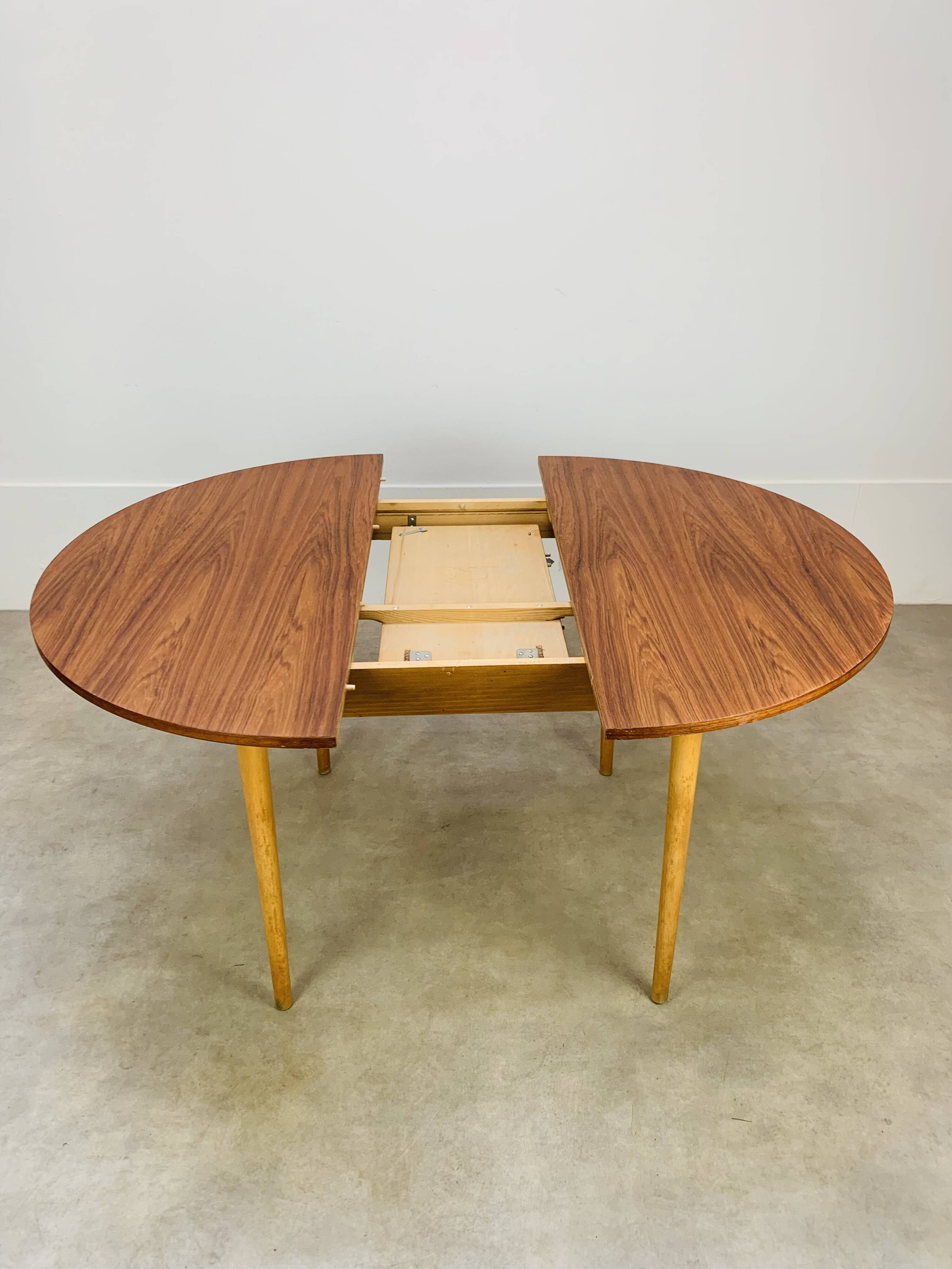 Round extendable Scandinavian table, teak, 1960s