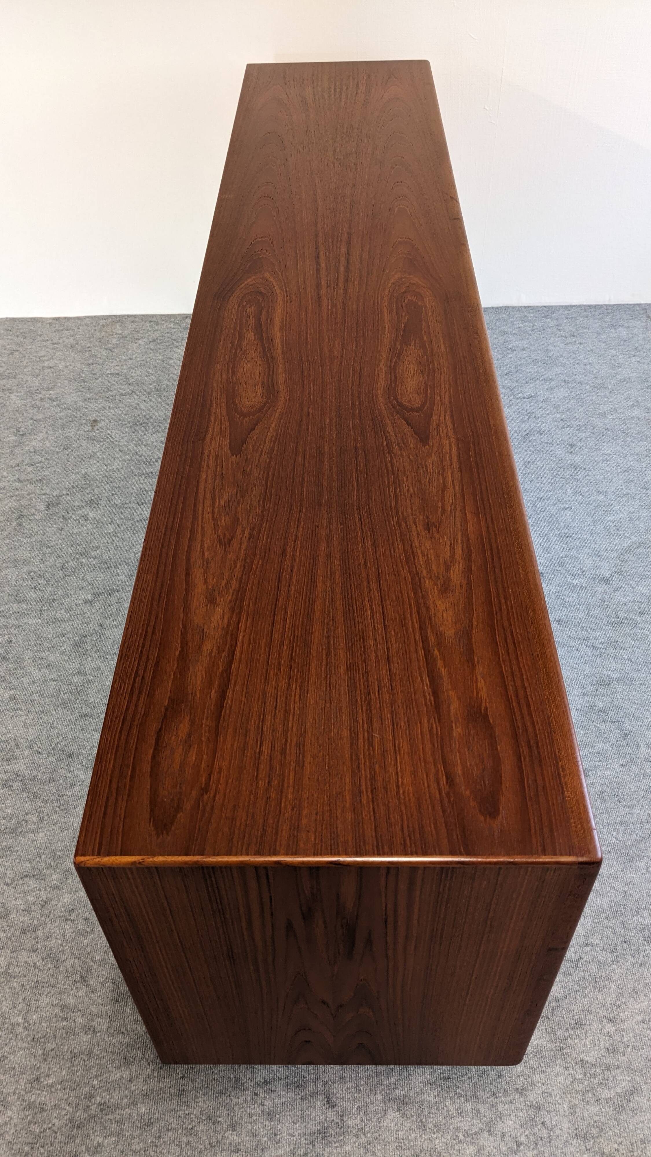 Modernist teak sideboard by Arne Vodder for Dyrlund 50s/60s