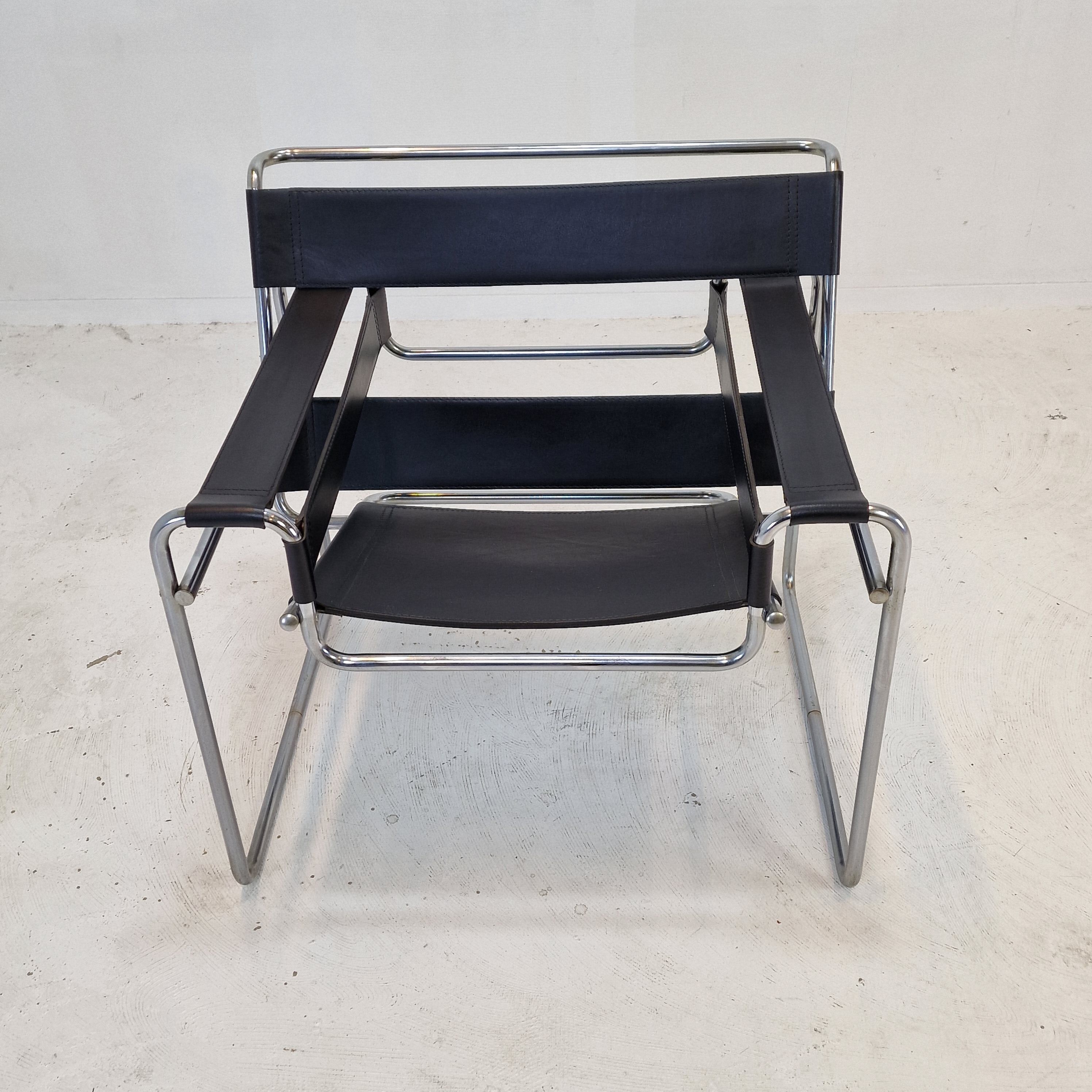 Chaise Wassily par Marcel Breuer, années 1980