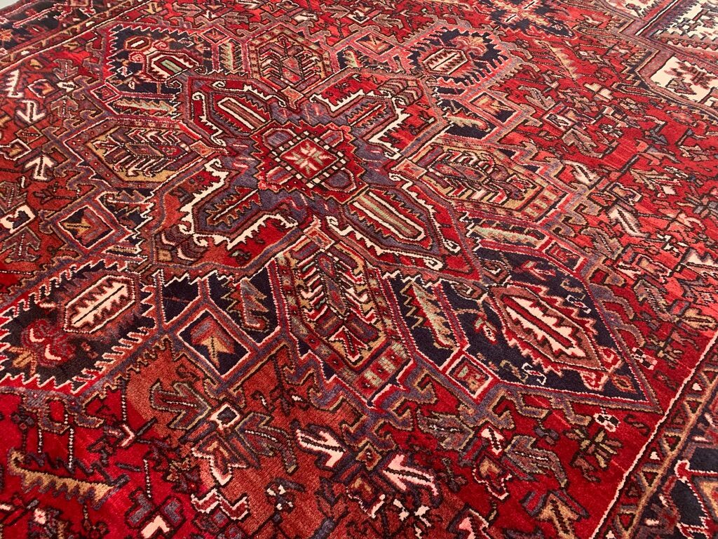 Antique Heriz Rug 335x235 cm Wool Oriental Hand Made Carpet Red, Brown, Blue